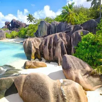 La digue island