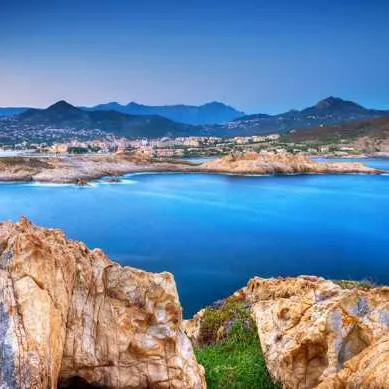 L"ile-rousse