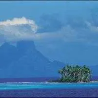 Motu mahana, Taha'a island, Society islands