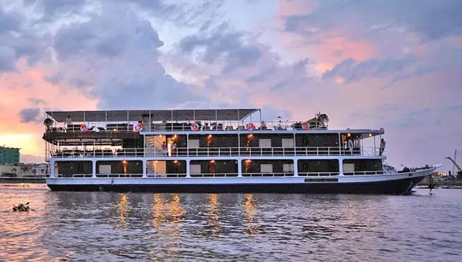 RV Toum Tiou II