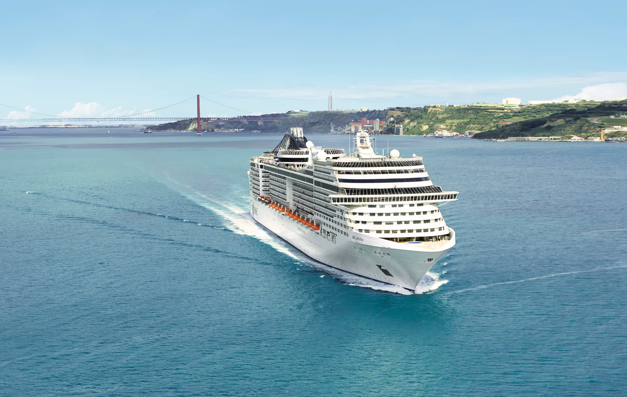 MSC Divina