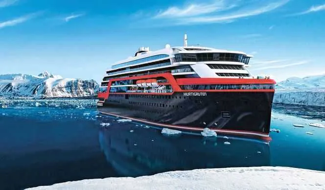 ms-roald-amundsen_3019.jpg